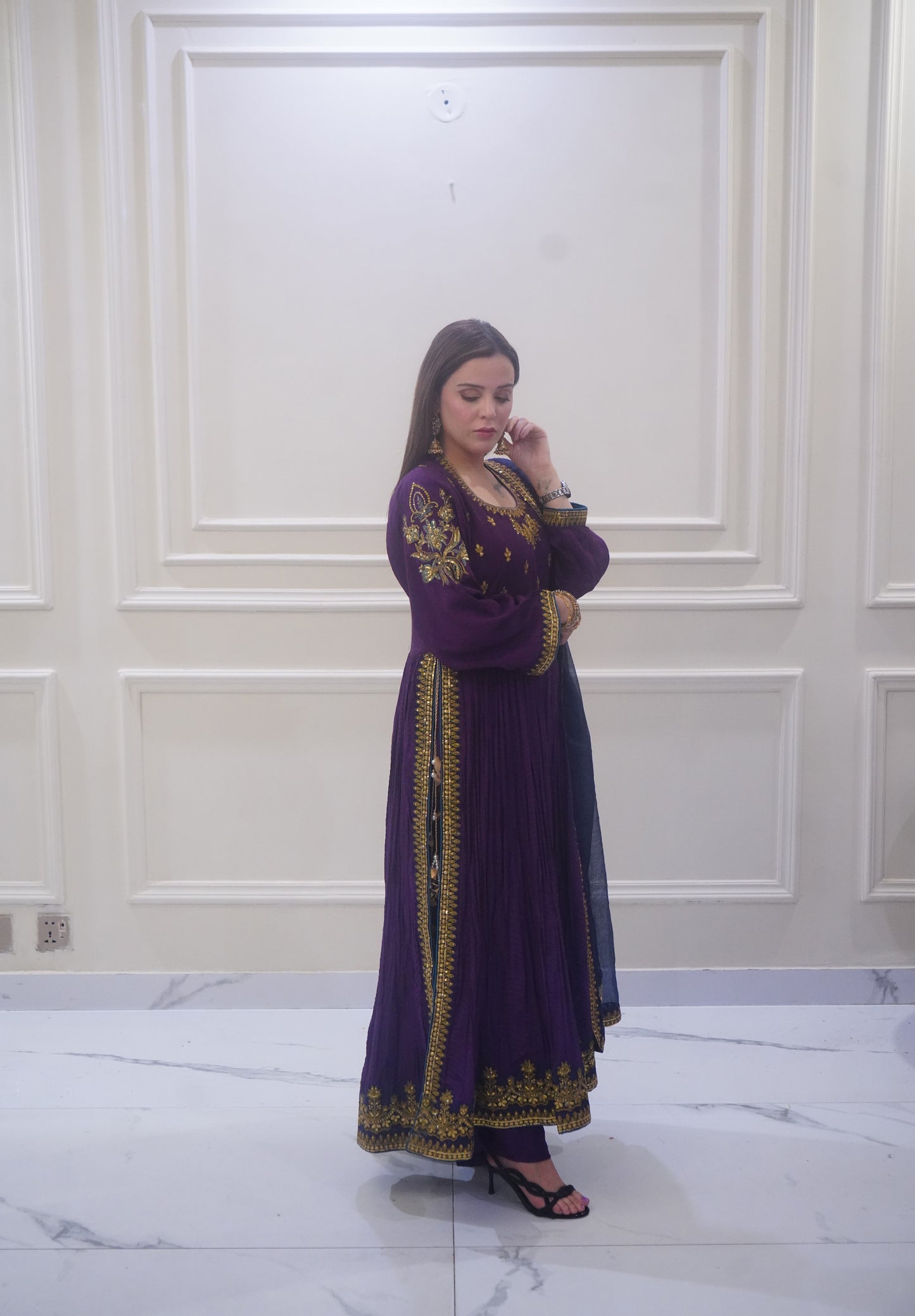 Plum aura